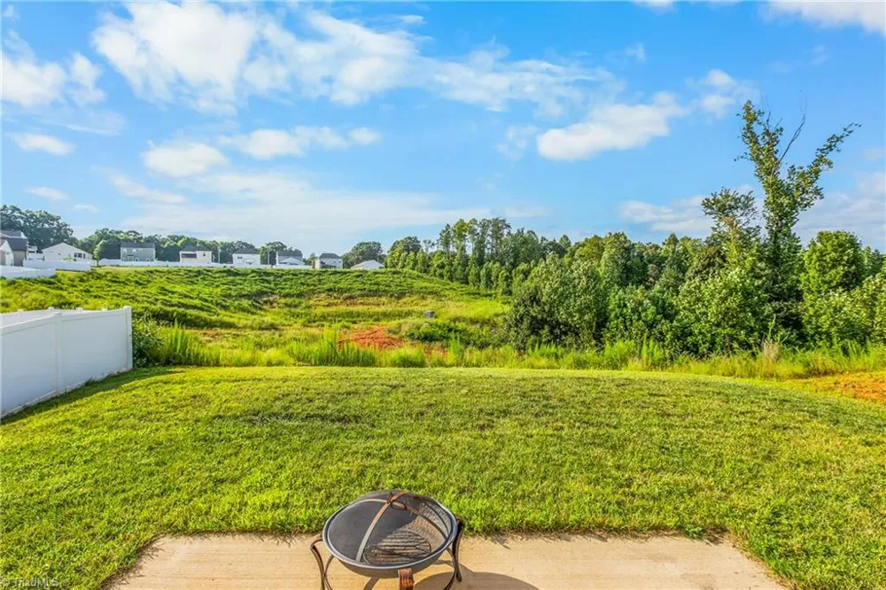 4832 Merganser Way Kernersville, NC 27284