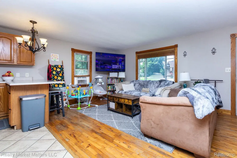 6881 James Street Brown City City, MI 48416