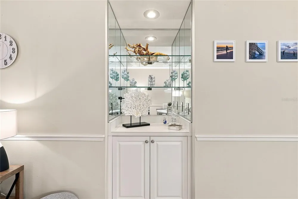 9570 HIGH GATE DRIVE #1715 Sarasota, FL 34238