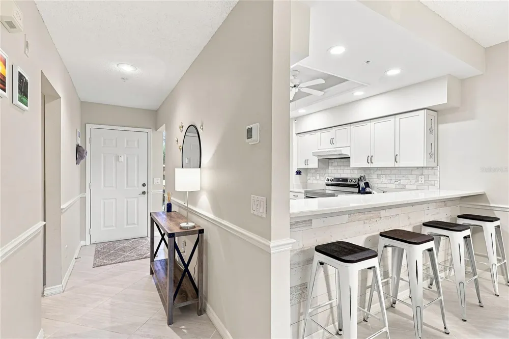 9570 HIGH GATE DRIVE #1715 Sarasota, FL 34238