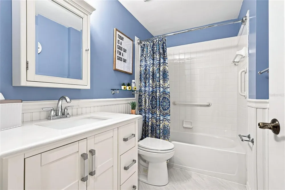 9570 HIGH GATE DRIVE #1715 Sarasota, FL 34238