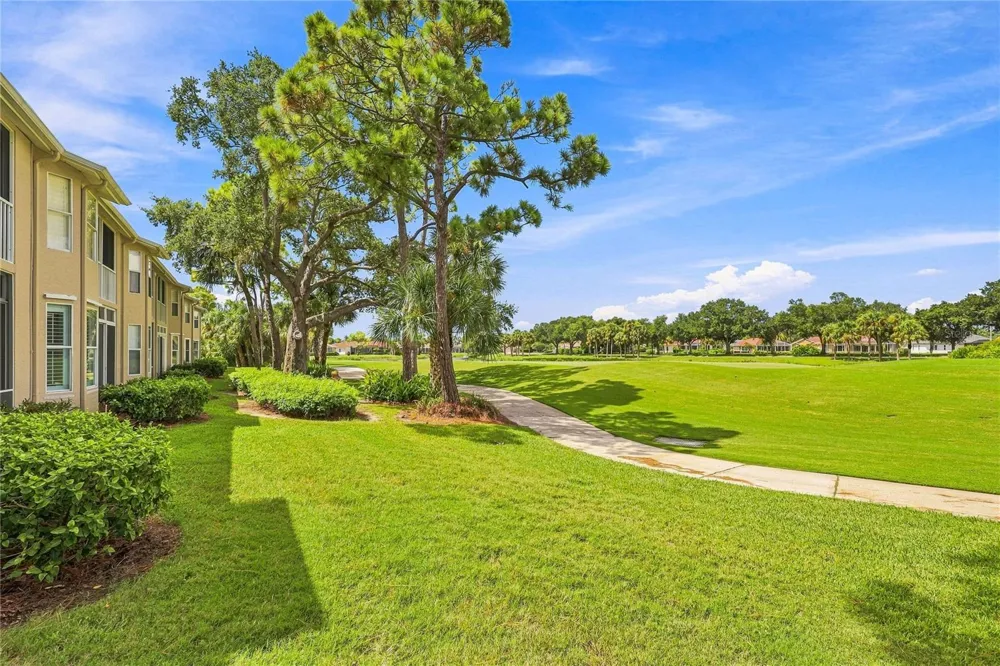 9570 HIGH GATE DRIVE #1715 Sarasota, FL 34238