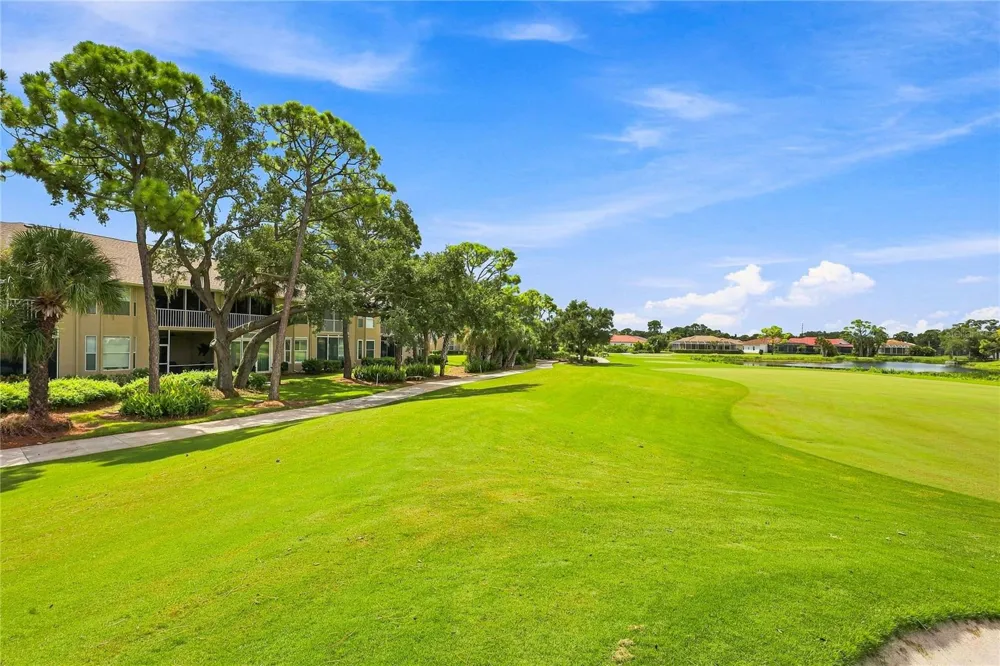 9570 HIGH GATE DRIVE #1715 Sarasota, FL 34238