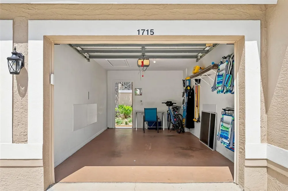 9570 HIGH GATE DRIVE #1715 Sarasota, FL 34238