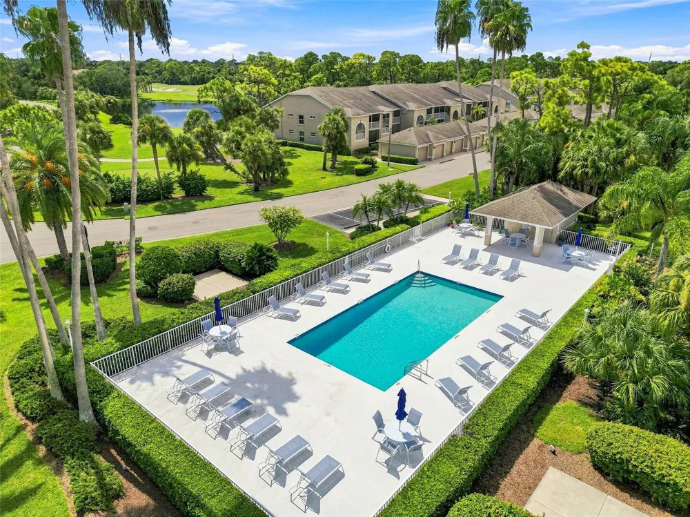 9570 HIGH GATE DRIVE #1715 Sarasota, FL 34238
