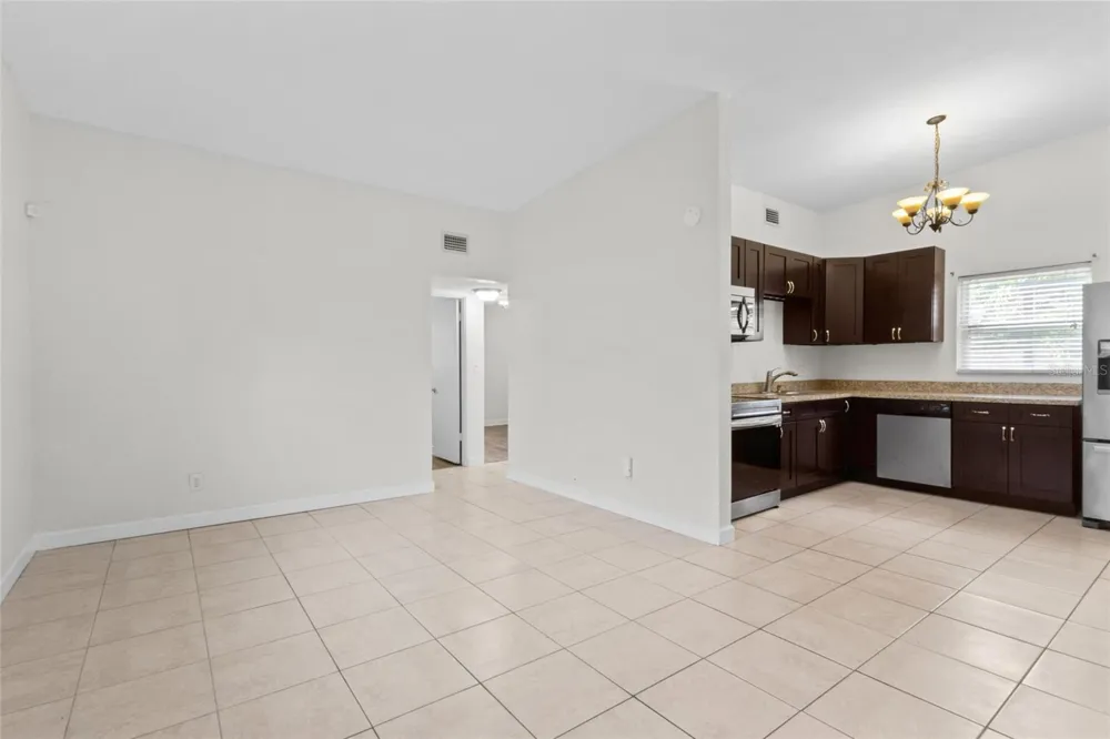 6711 DARTMOUTH AVENUE St Petersburg, FL 33710
