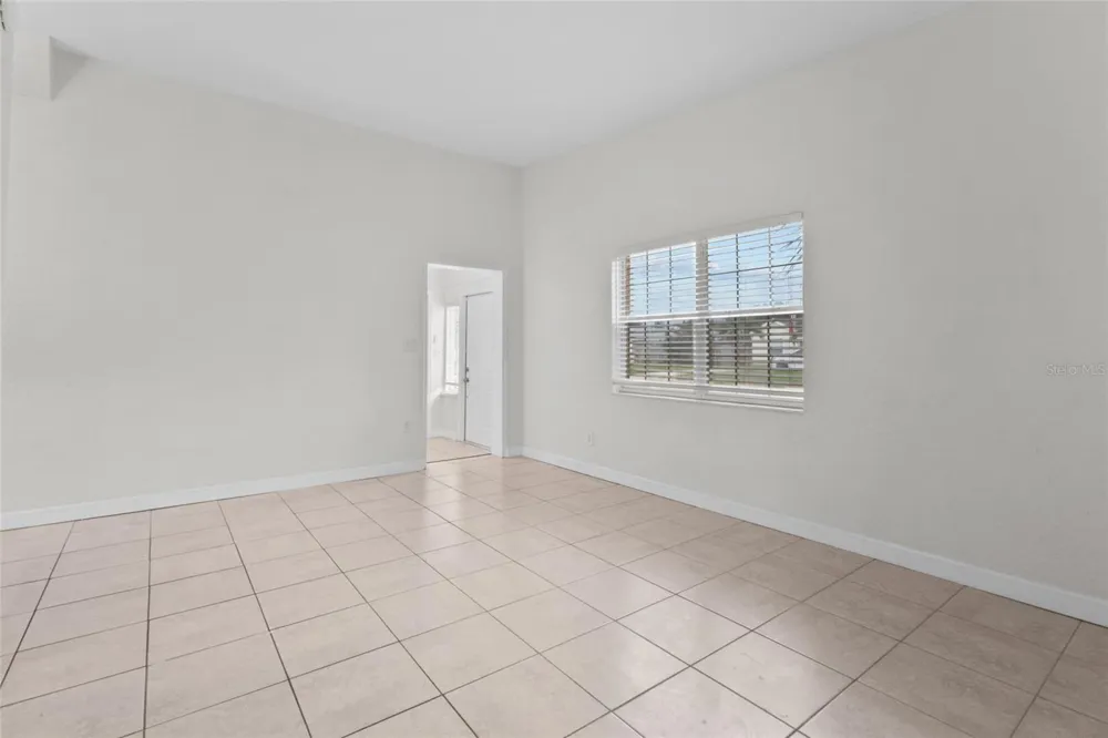 6711 DARTMOUTH AVENUE St Petersburg, FL 33710