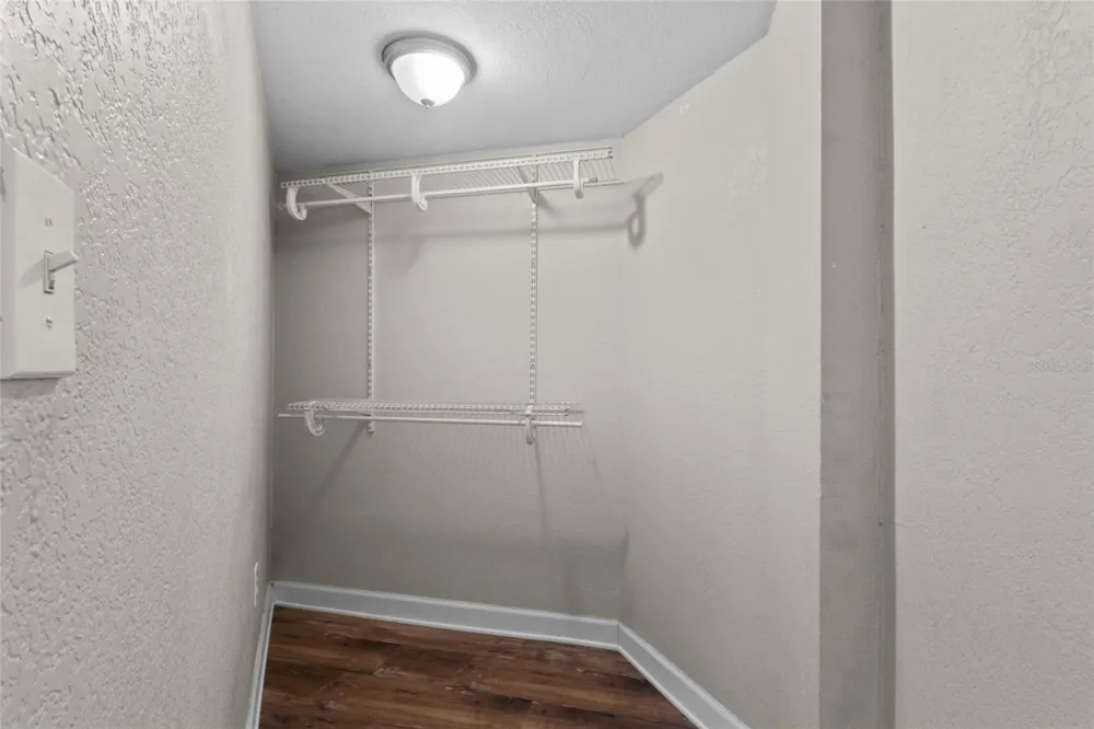 6711 DARTMOUTH AVENUE St Petersburg, FL 33710