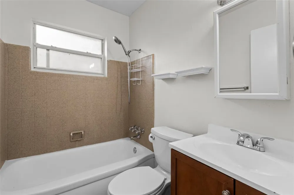 6711 DARTMOUTH AVENUE St Petersburg, FL 33710