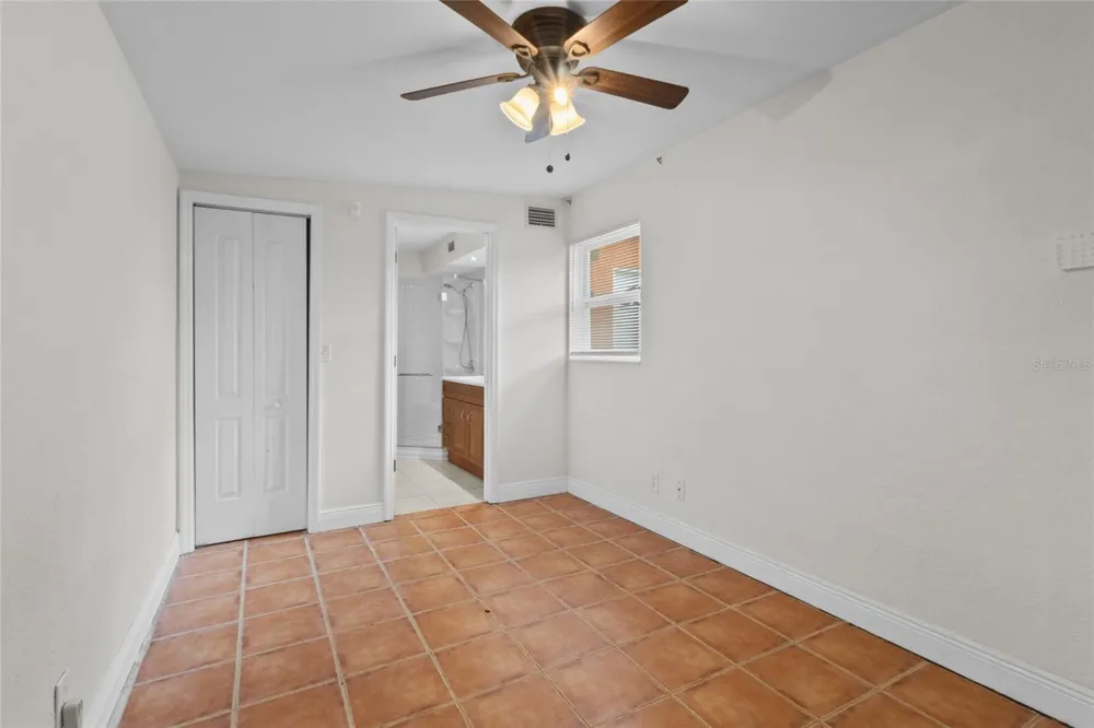 6711 DARTMOUTH AVENUE St Petersburg, FL 33710