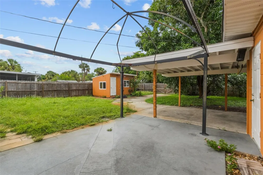 6711 DARTMOUTH AVENUE St Petersburg, FL 33710