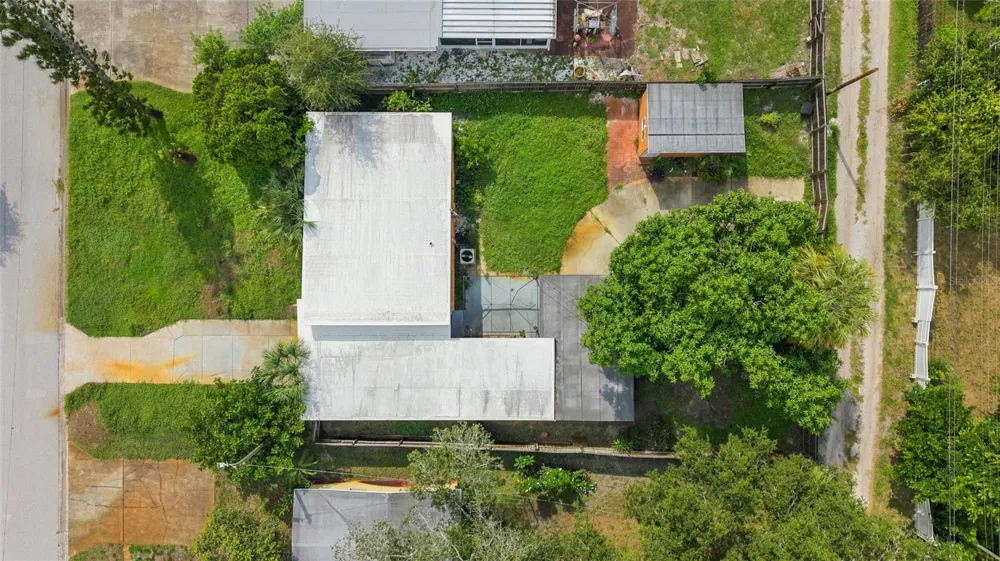 6711 DARTMOUTH AVENUE St Petersburg, FL 33710