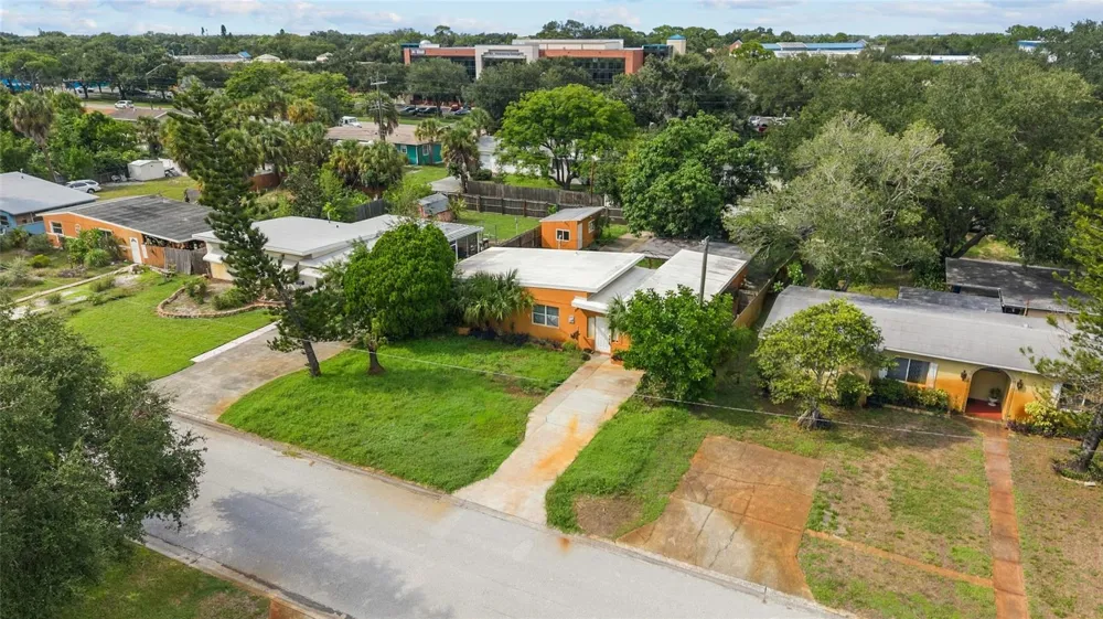 6711 DARTMOUTH AVENUE St Petersburg, FL 33710