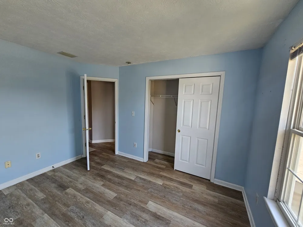 10292 Golden Drive Noblesville, IN 46060