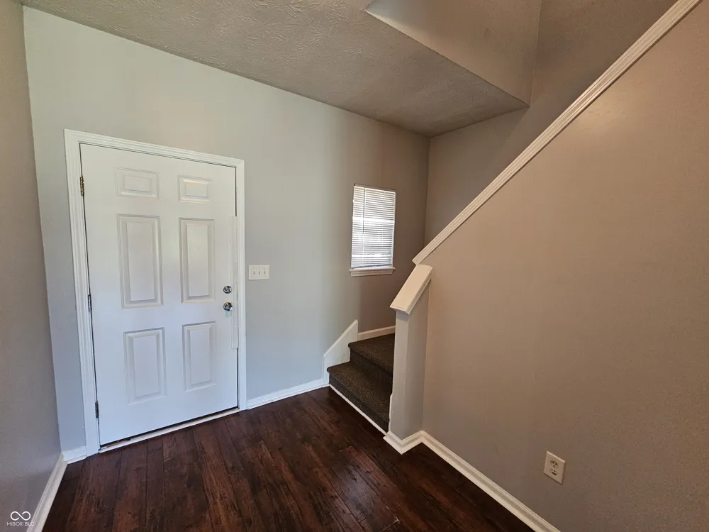 10292 Golden Drive Noblesville, IN 46060