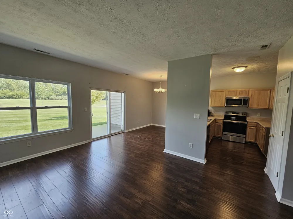 10292 Golden Drive Noblesville, IN 46060