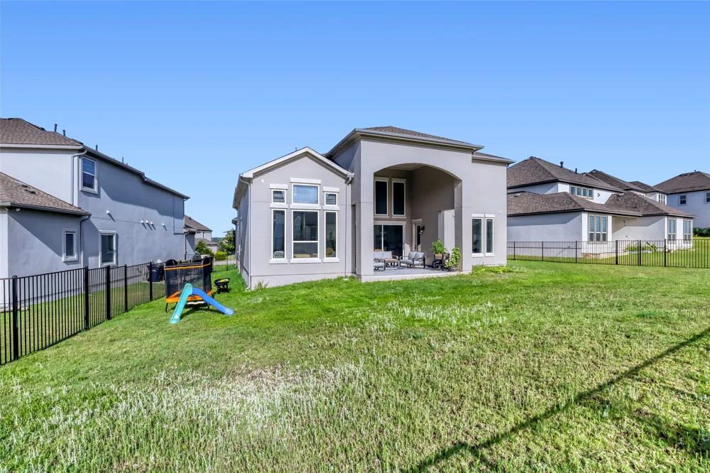 933 Trevi Fontana Drive Leander, TX 78641