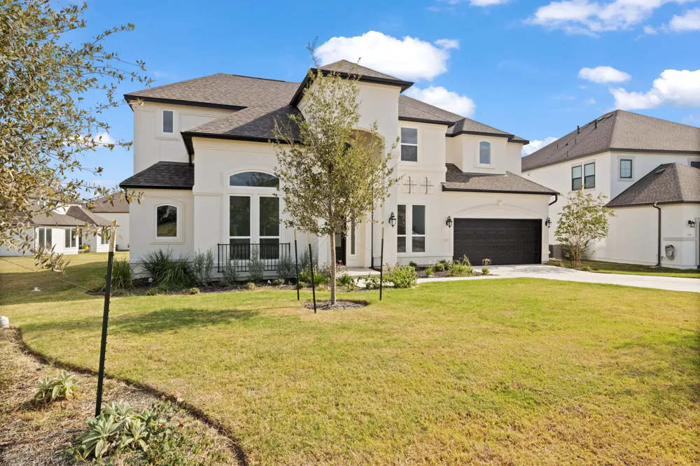 2112 Vittoria View Leander, TX 78641