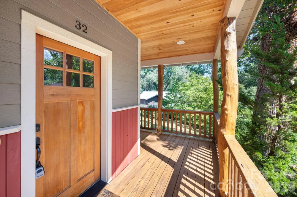 32 Florida Avenue Asheville, NC 28806