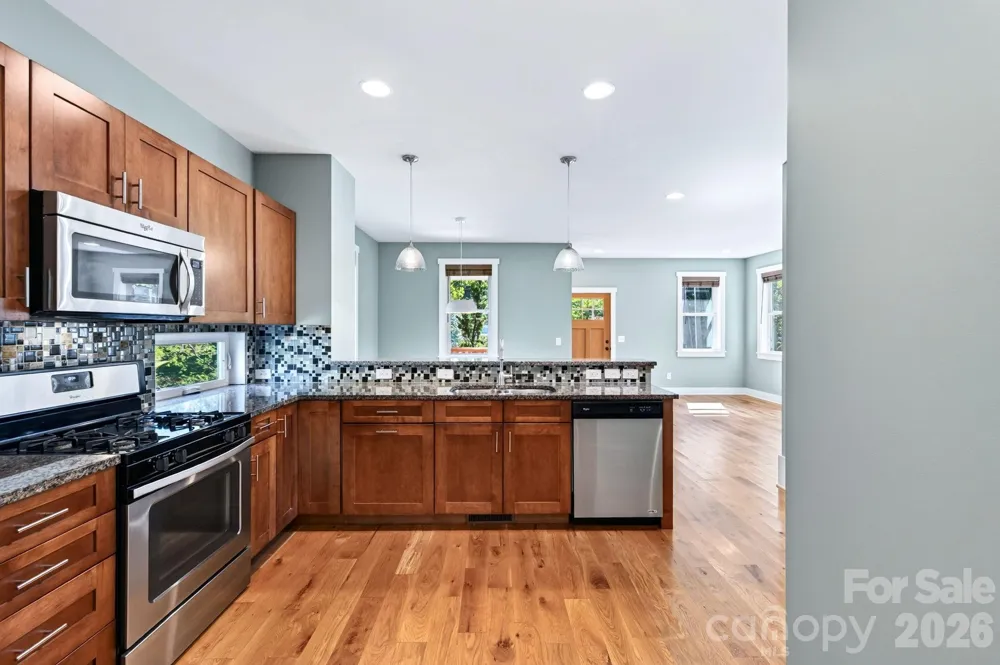 32 Florida Avenue Asheville, NC 28806
