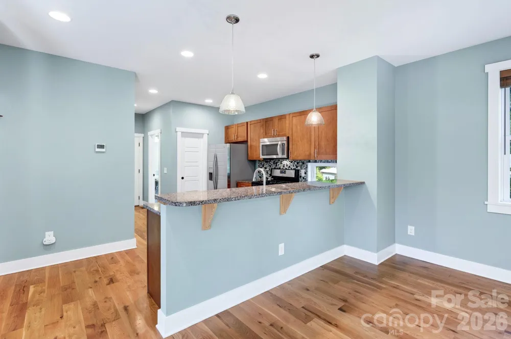 32 Florida Avenue Asheville, NC 28806