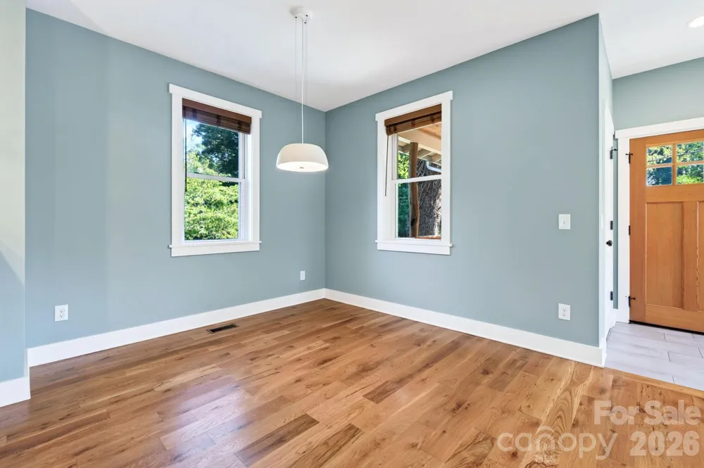 32 Florida Avenue Asheville, NC 28806