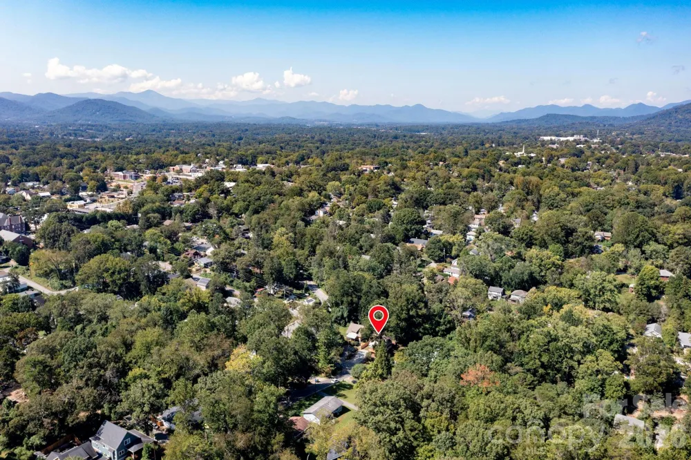 32 Florida Avenue Asheville, NC 28806