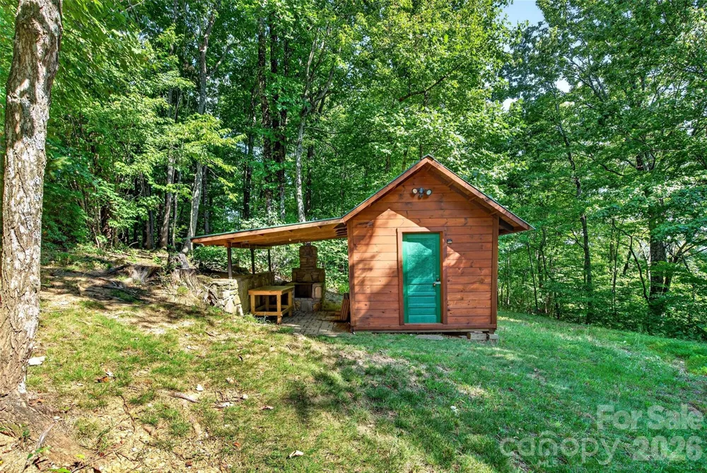 10 Camp Elliott Road Black Mountain, NC 28711