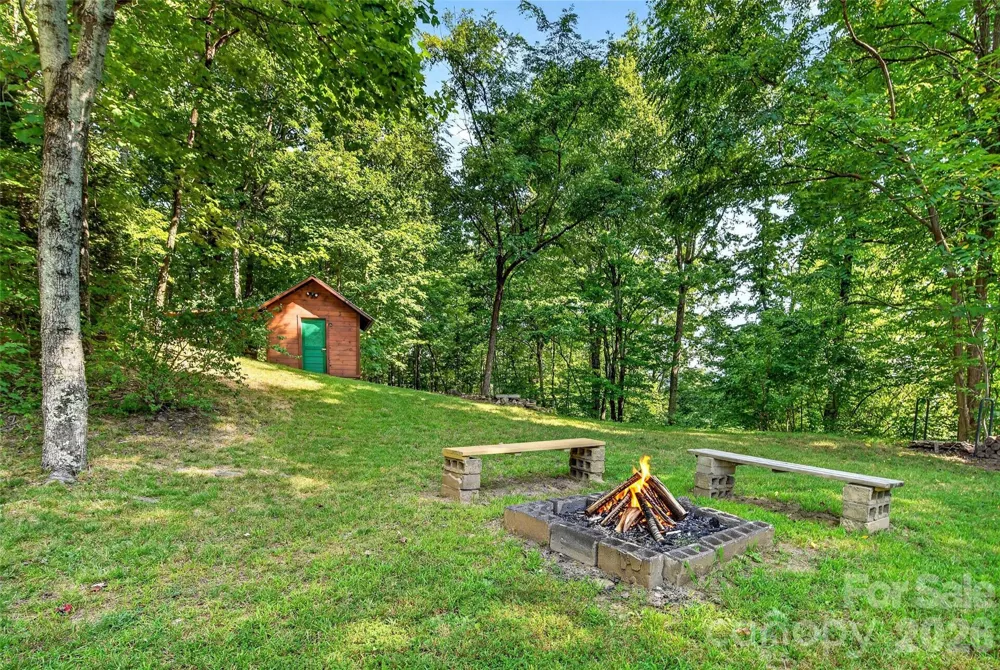10 Camp Elliott Road Black Mountain, NC 28711
