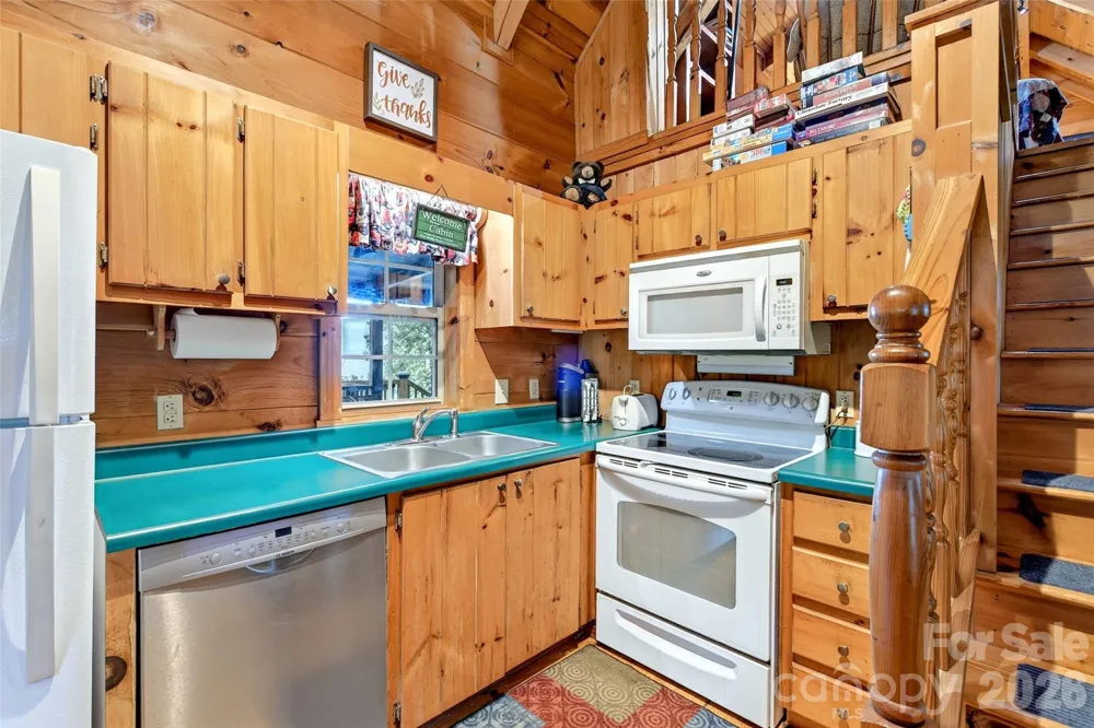10 Camp Elliott Road Black Mountain, NC 28711