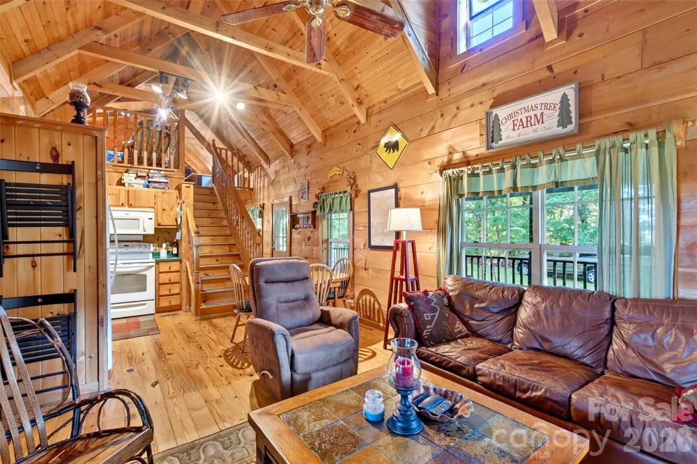 10 Camp Elliott Road Black Mountain, NC 28711