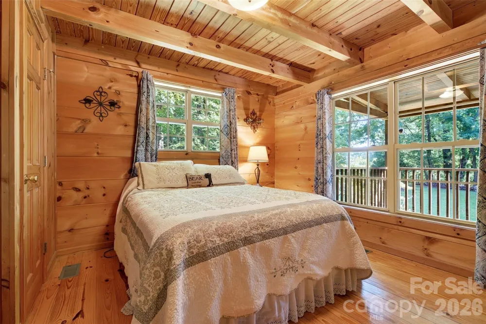10 Camp Elliott Road Black Mountain, NC 28711