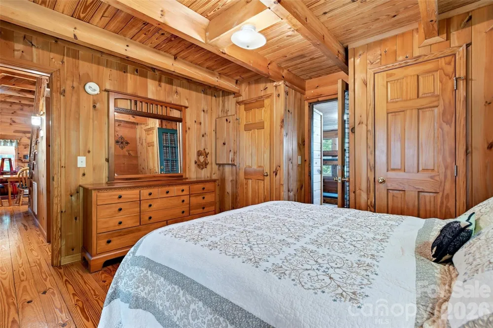 10 Camp Elliott Road Black Mountain, NC 28711