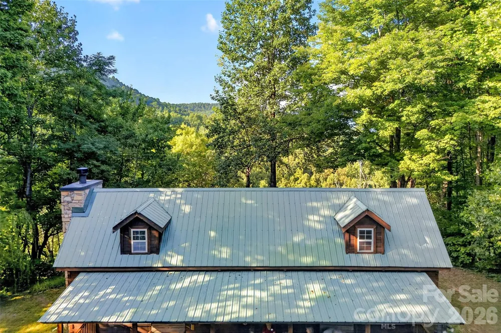 10 Camp Elliott Road Black Mountain, NC 28711