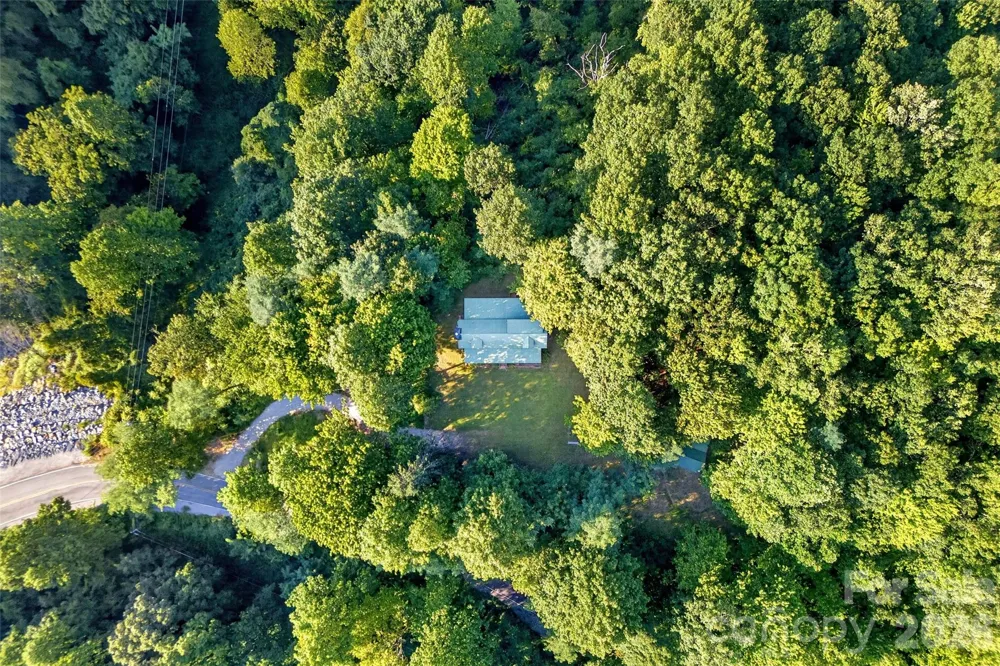 10 Camp Elliott Road Black Mountain, NC 28711