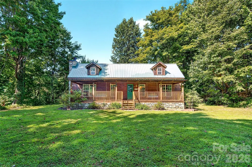10 Camp Elliott Road Black Mountain, NC 28711