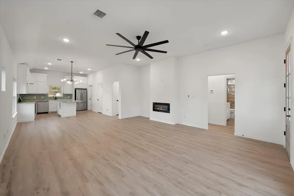 1100 E Collin Street Corsicana, TX 75110