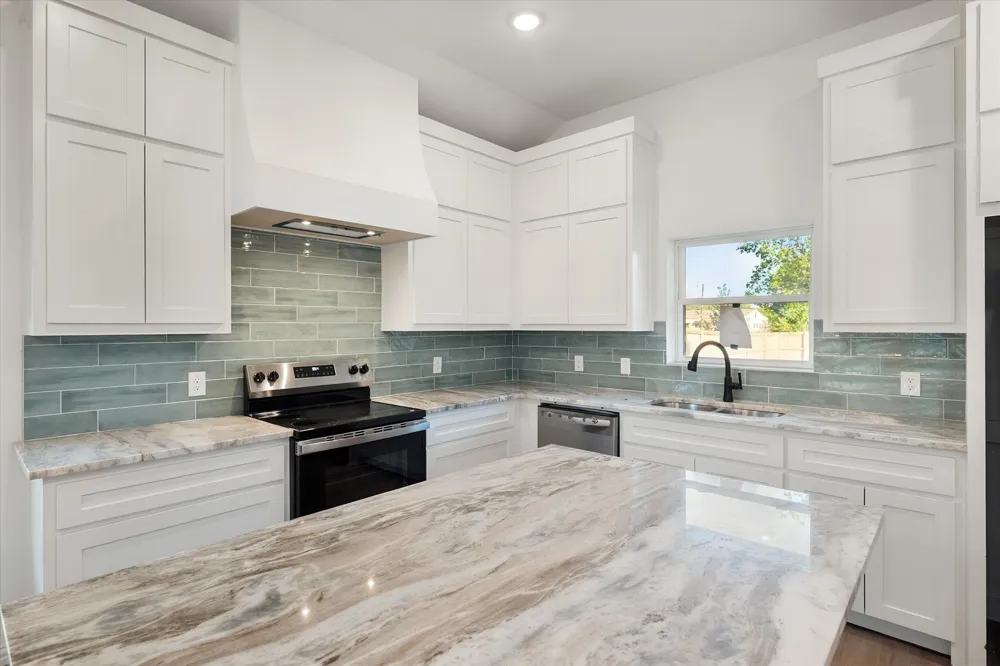 1100 E Collin Street Corsicana, TX 75110