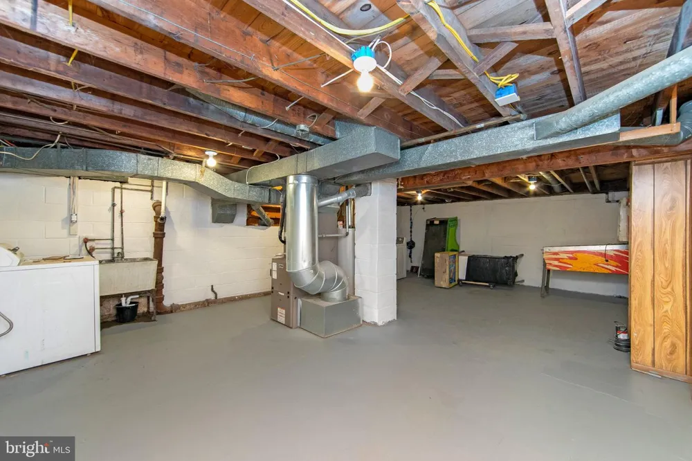 405 NARRAGANSETT DRIVE Cherry Hill, NJ 08002
