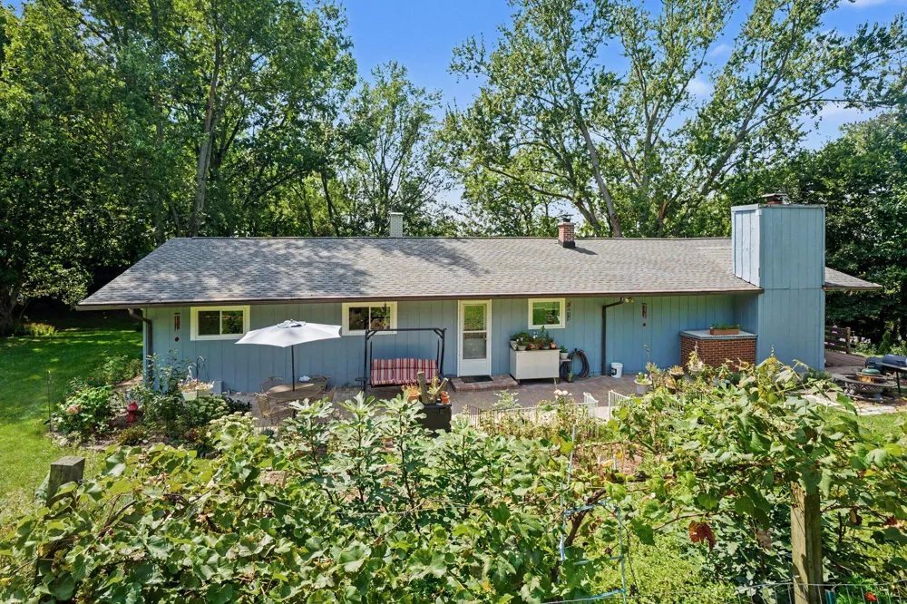 5953 Pokagon Road Berrien Springs, MI 49103