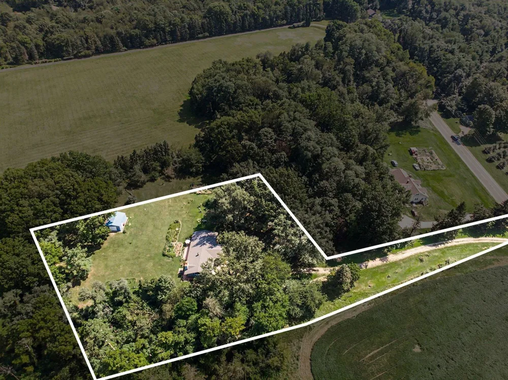 5953 Pokagon Road Berrien Springs, MI 49103