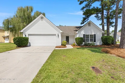 1024 Winterberry Circle