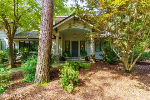 35 Bel Air Drive