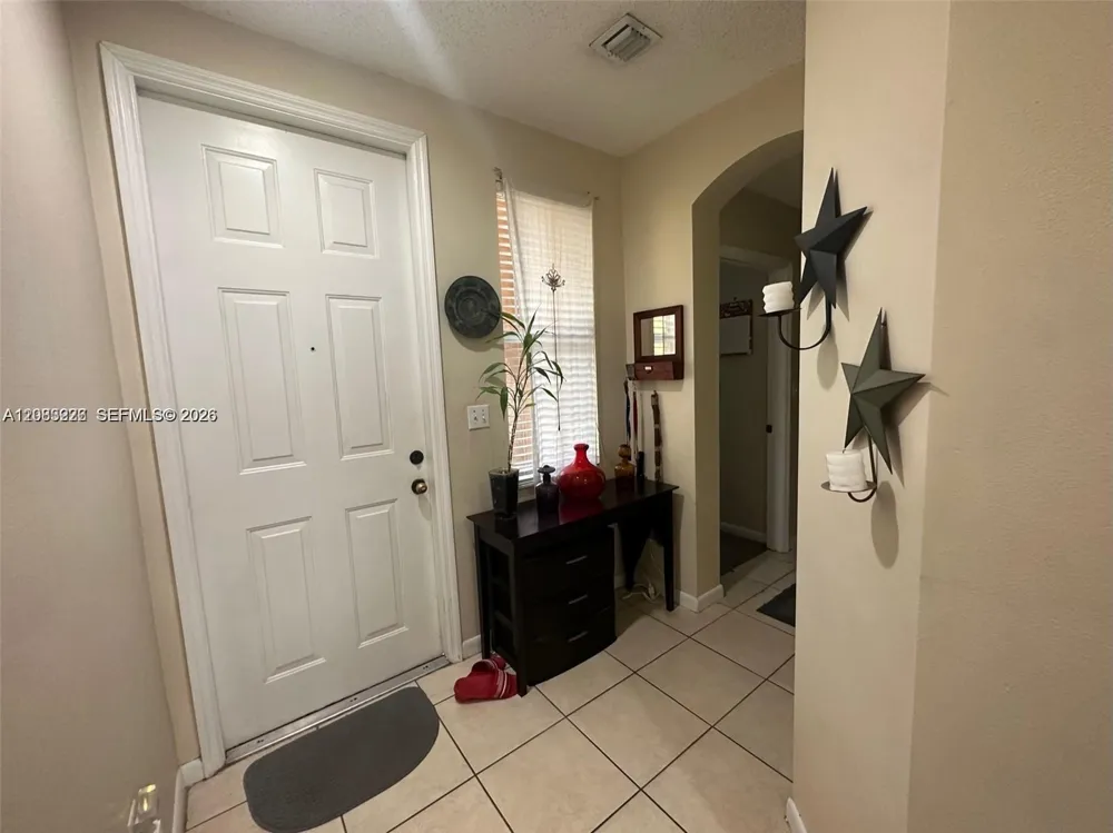 1040 NE 42nd Pl Homestead, FL 33033