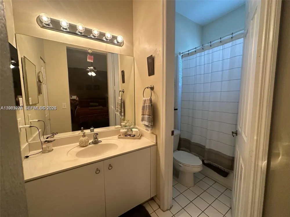 1040 NE 42nd Pl Homestead, FL 33033