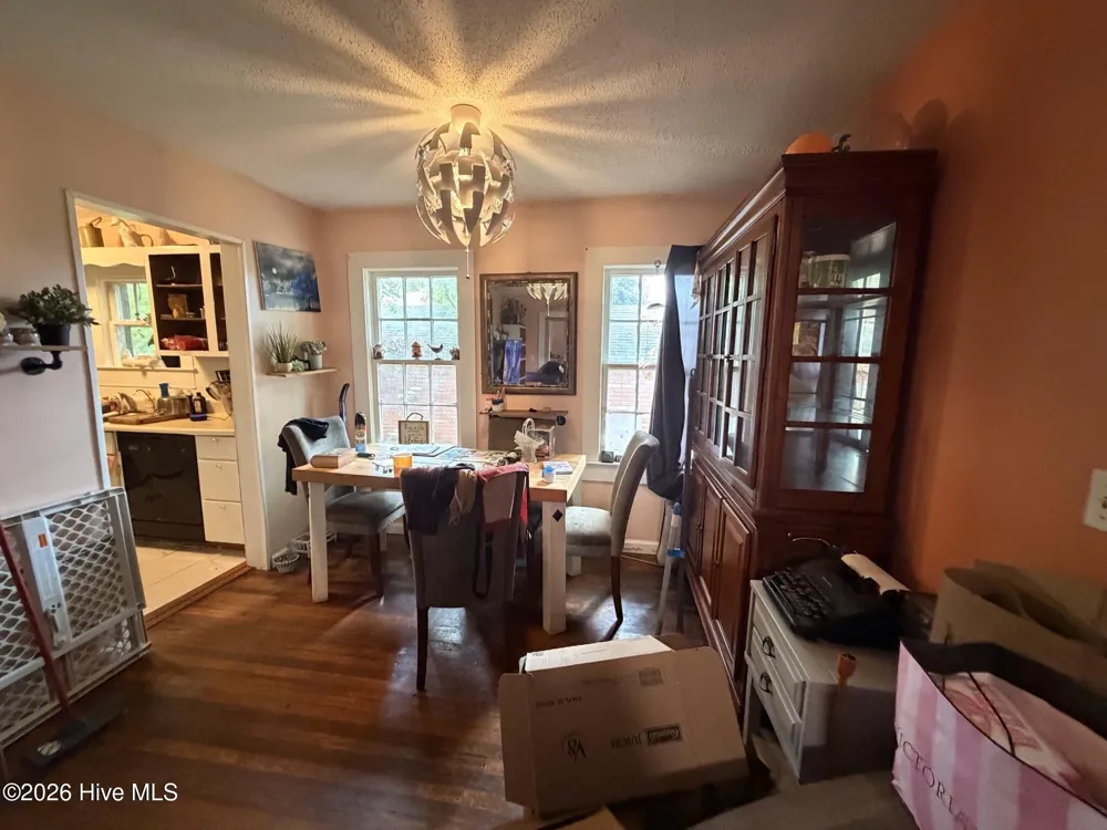 176 White Oak Street Franklin, NC 28734