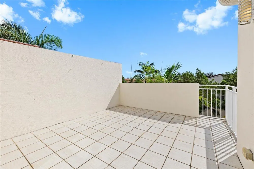 4980 NW 15TH AVENUE Boca Raton, FL 33431