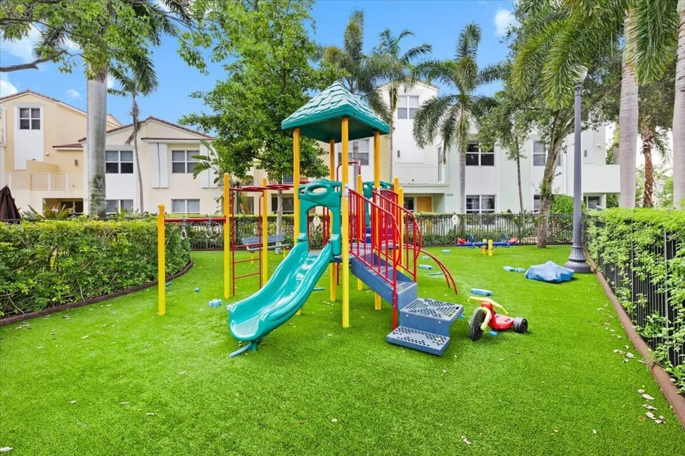 4980 NW 15TH AVENUE Boca Raton, FL 33431