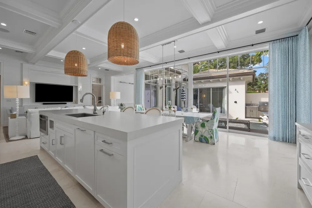 104 Lanitee Circle Jupiter, FL 33458