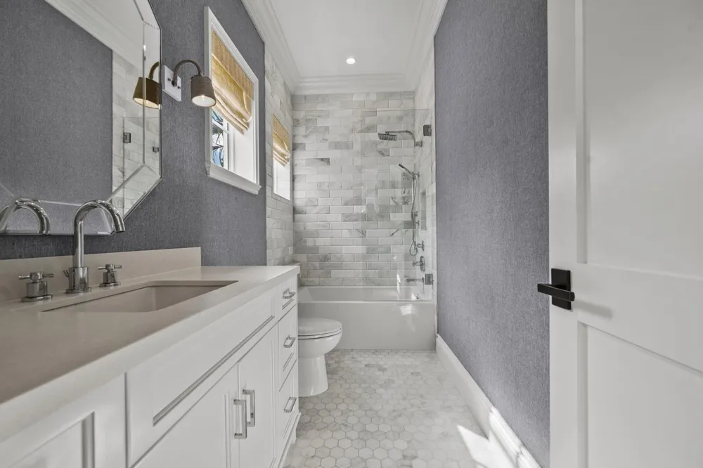 104 Lanitee Circle Jupiter, FL 33458